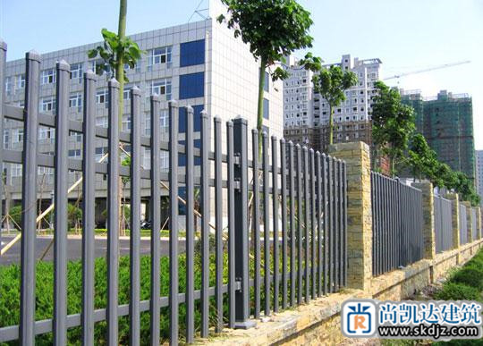 围墙栏杆